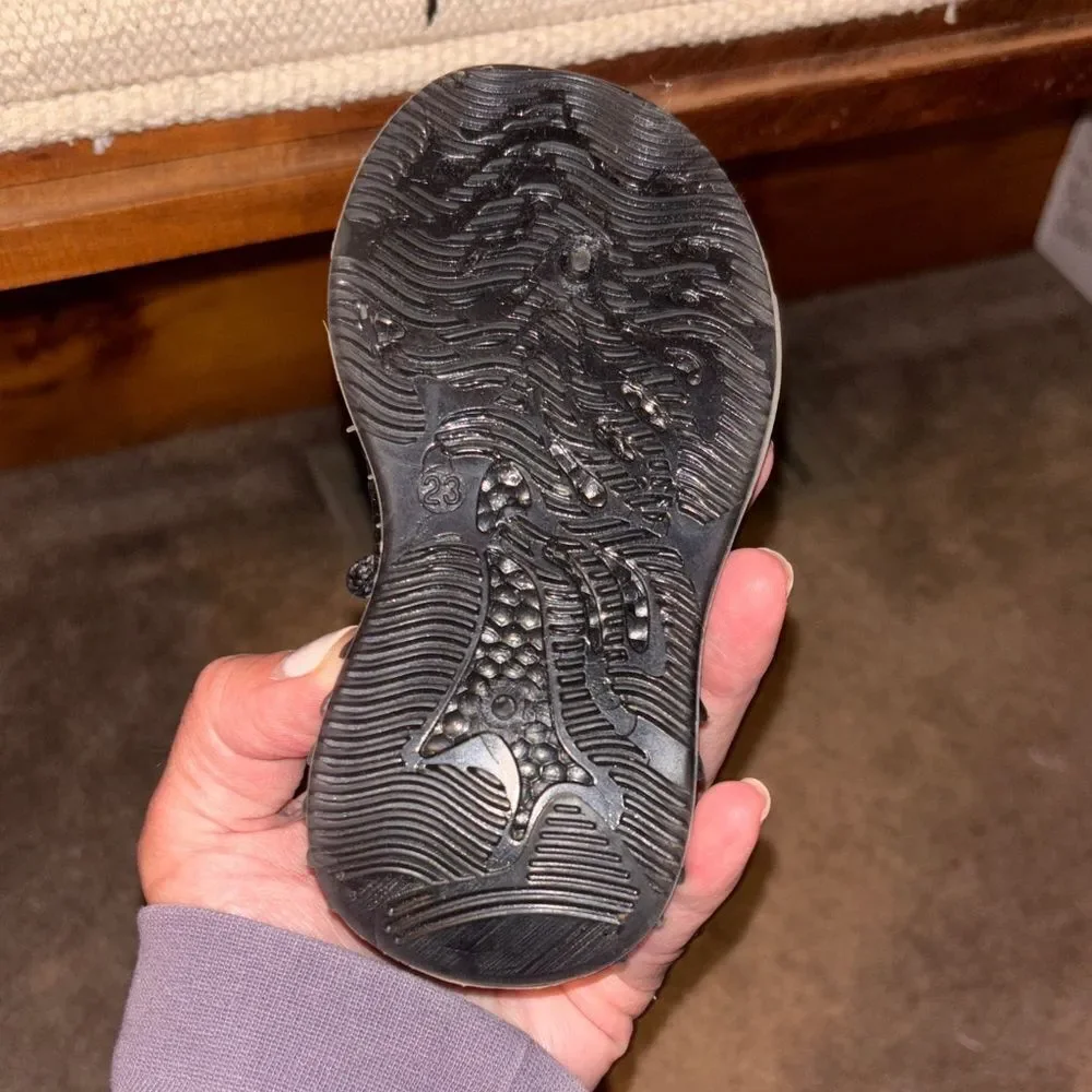 “ Yeezy” LIKE Black and Gray Knit baby Sneakers